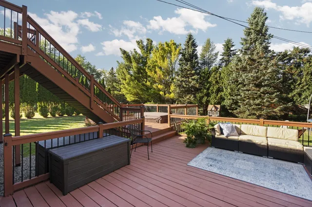 $599,900 | 4290 Eastgate Drive, Ann Arbor, MI 48103