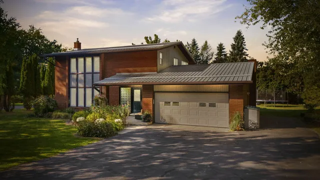 $599,900 | 4290 Eastgate Drive, Ann Arbor, MI 48103