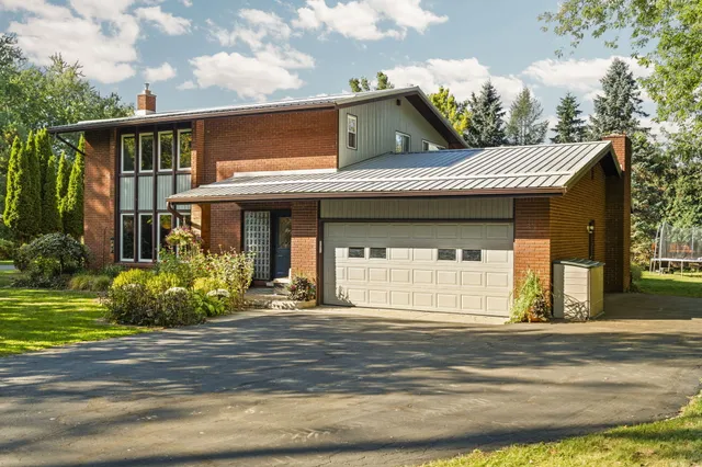 $599,900 | 4290 Eastgate Drive, Ann Arbor, MI 48103