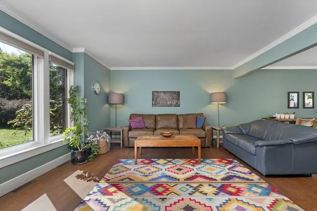 $599,900 | 4290 Eastgate Drive, Ann Arbor, MI 48103