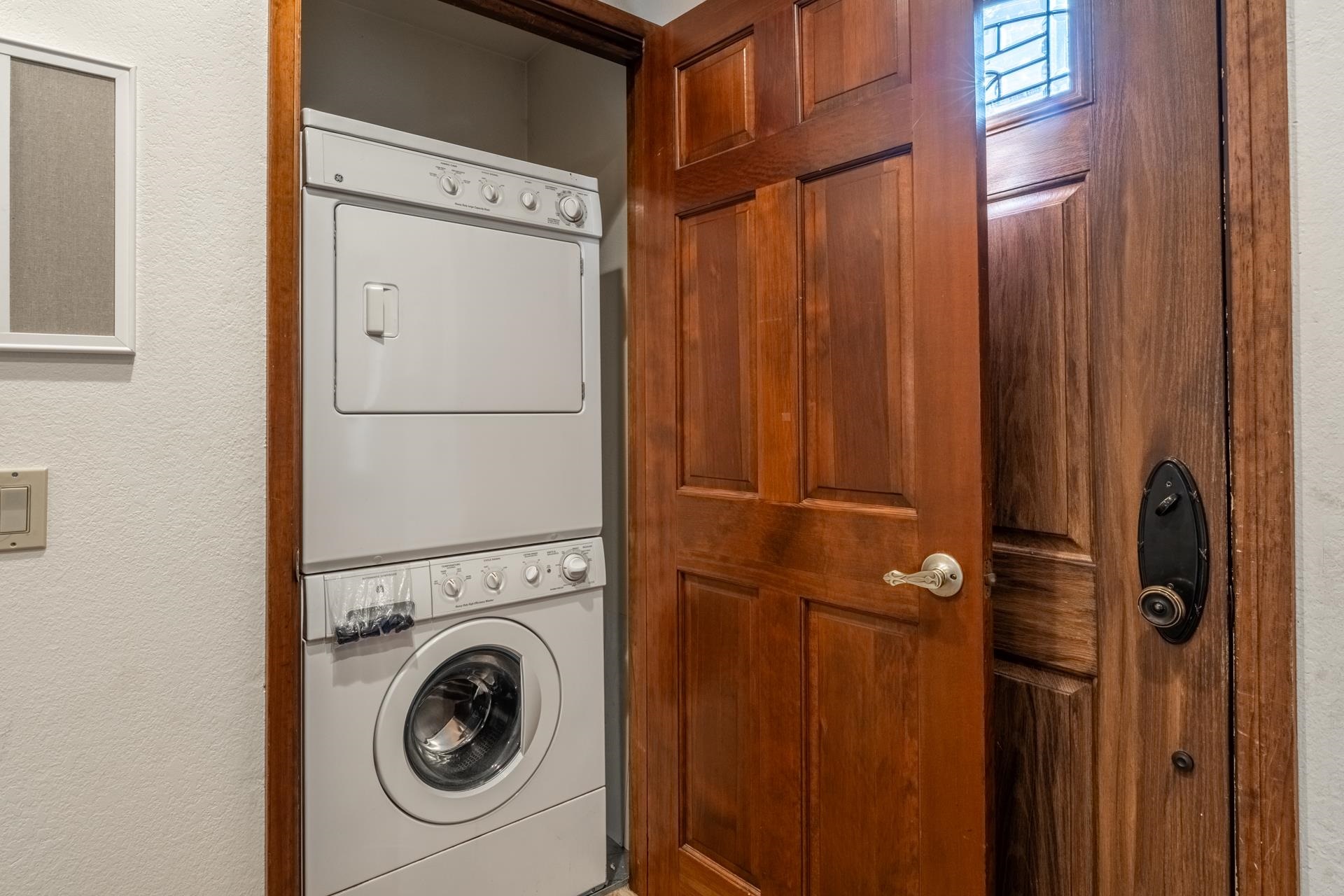 484 Manzanita Road, Unit 9 Mammoth Lakes, CA 93546 - Photo 32 of 39 a utility room with dryer and washer