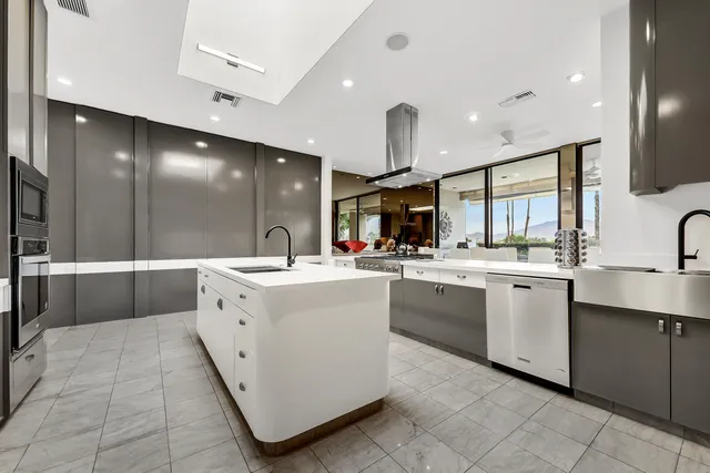 $14,000 | 71000 Los Altos Court, Rancho Mirage, CA 92270