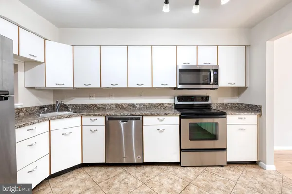 $219,000 | 2107 Woodbox Lane, Unit 2107A, Baltimore, MD 21209