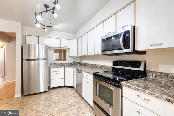 $219,000 | 2107 Woodbox Lane, Unit 2107A, Baltimore, MD 21209