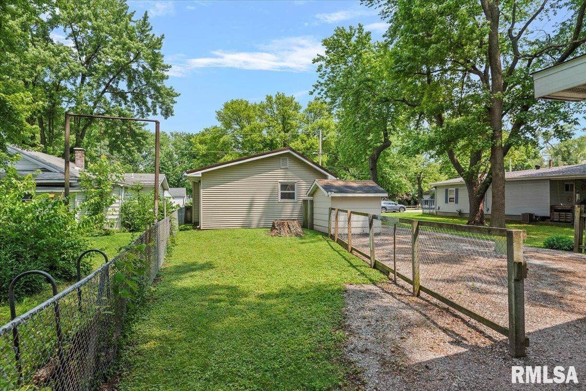 2911 South 13th Street Springfield, IL 62703 - Photo 28 of 29