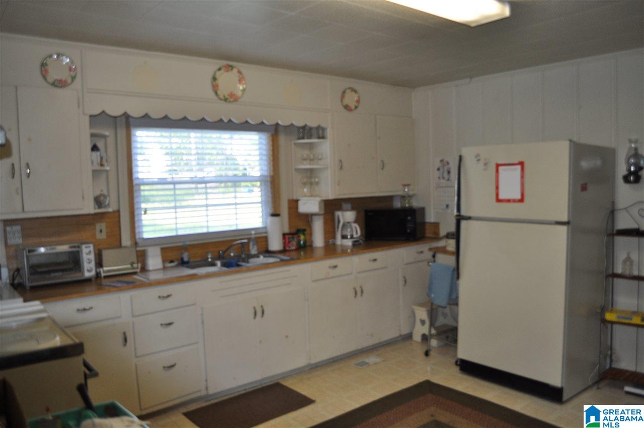 152 Pine Avenue Bessemer, AL 35023 - Photo 17 of 21
