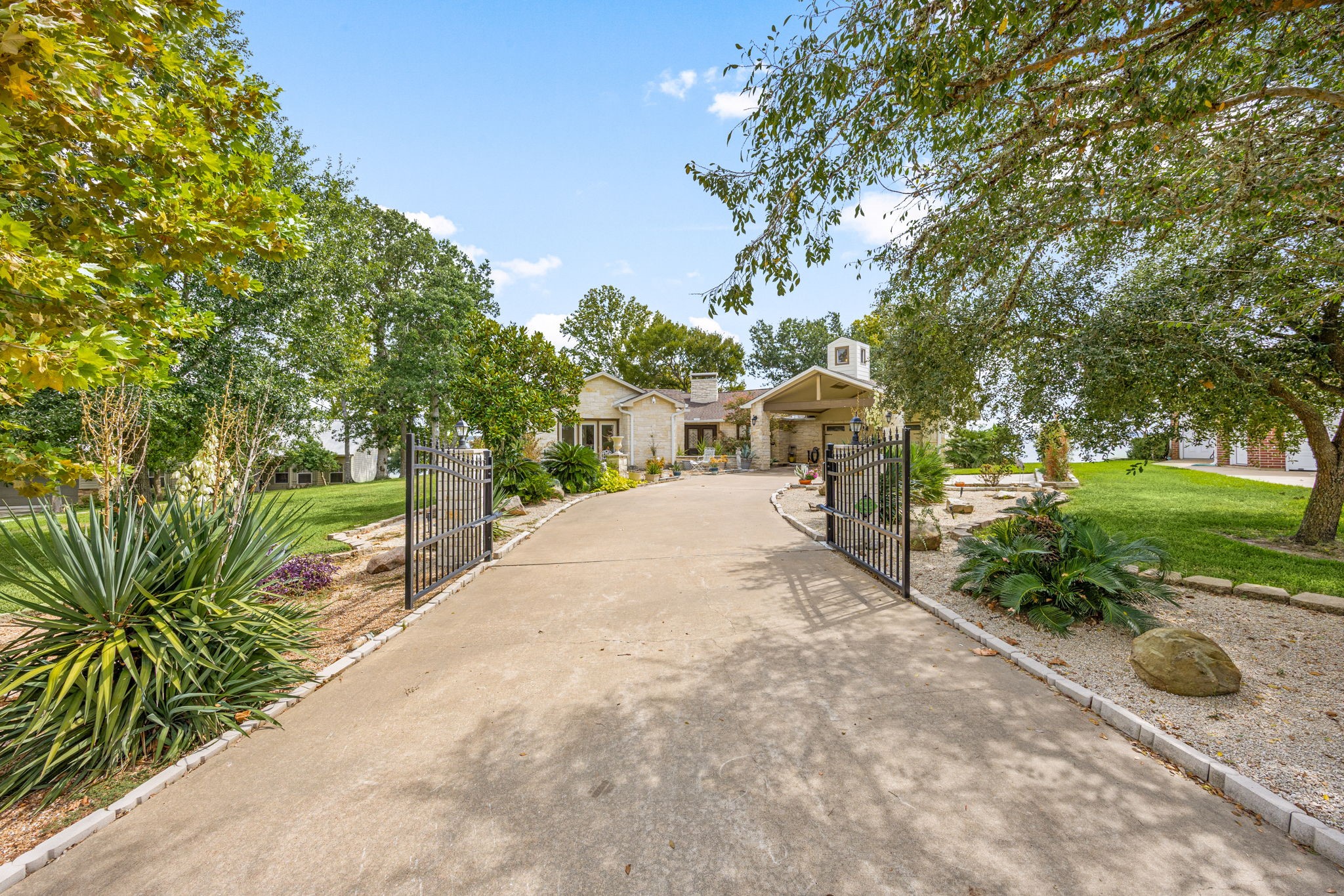 436 Fawn Road Livingston, TX 77351 - Photo 4 of 50