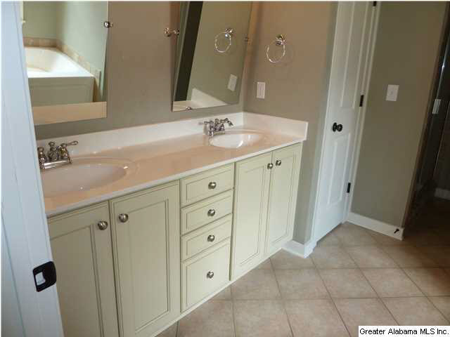 1949 Cahaba Cove Birmingham, AL 35244 - Photo 19 of 27