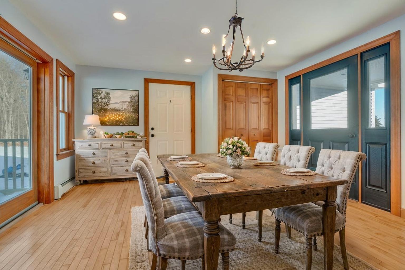 40 Goding Road Lebanon, ME 04027 - Photo 11 of 41 Dining