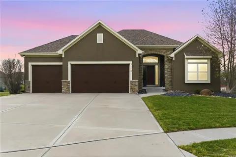 $599,950 | 3112 North 127th Terrace, Kansas City, KS 66109