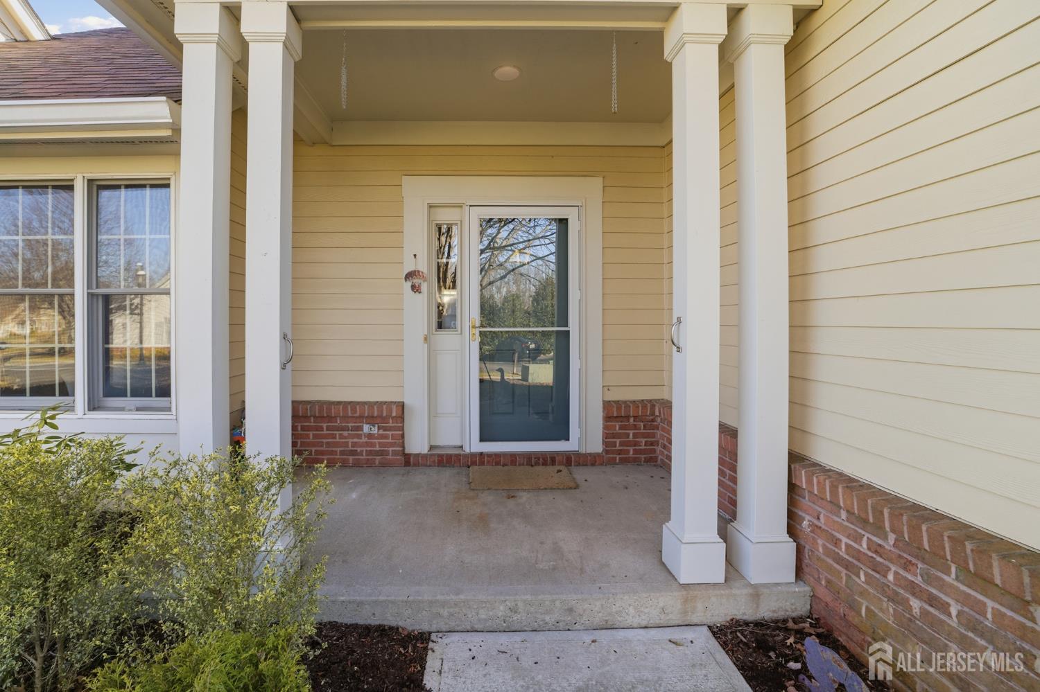 47 Hedge Row Road Princeton, NJ 08540 - Photo 2 of 15