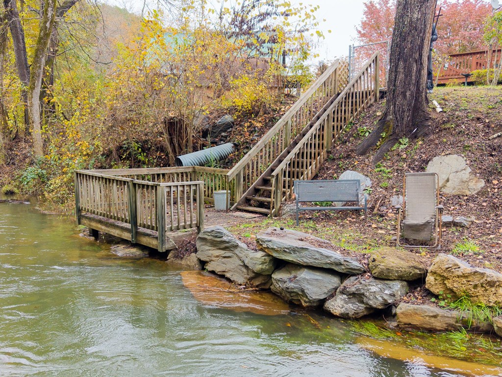 251 Rivers Edge Drive Hayesville, NC 28904 - Photo 31 of 45 a view of house with swimming pool and porch