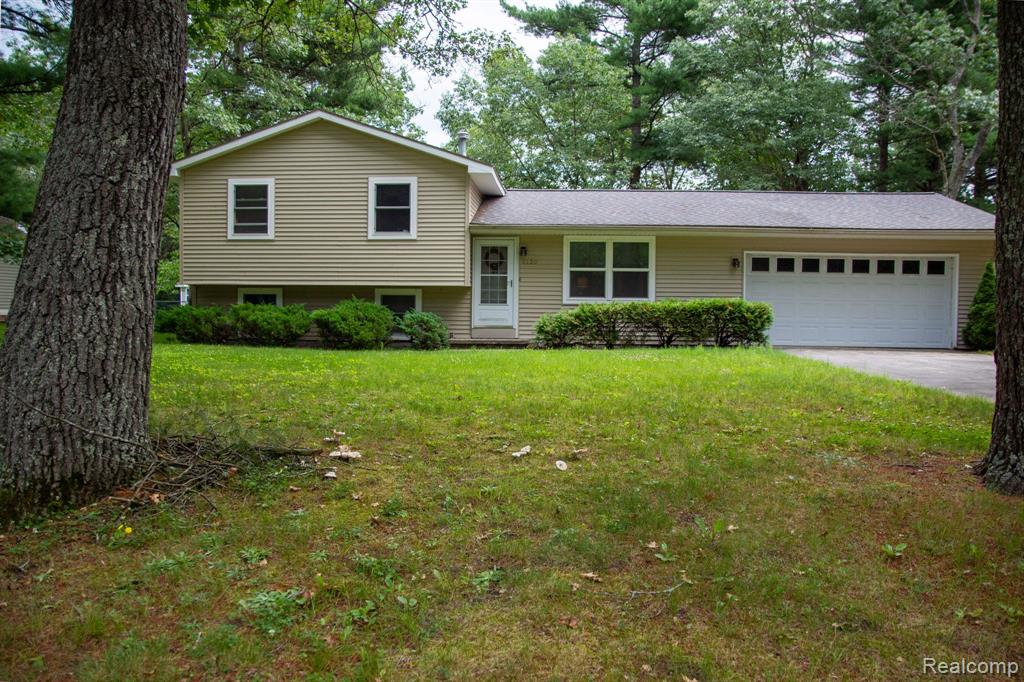 6130 Norway Road Oscoda, MI 48750 - Photo 1 of 9