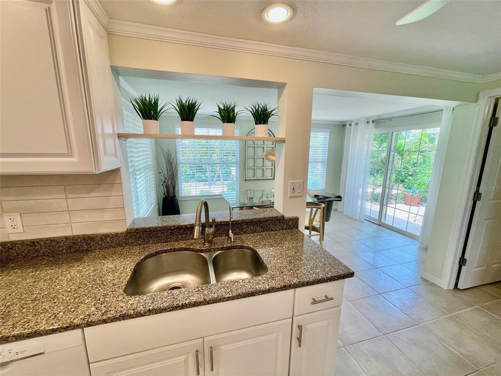 5240 Drew Road Venice, FL 34293 - Photo 11 of 44