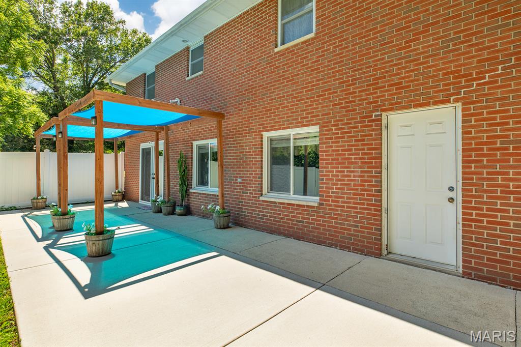 2364 Seminary Road Brighton, IL 62012 - Photo 19 of 57