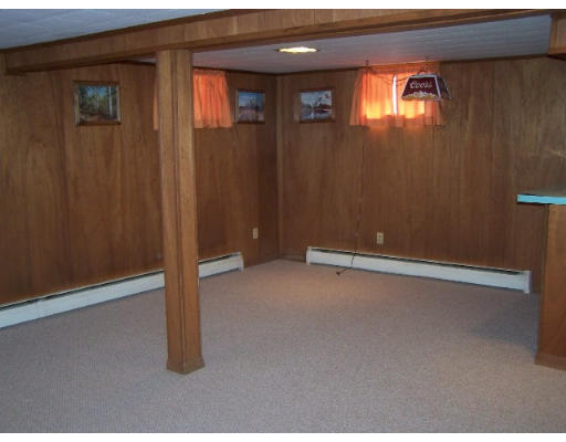 32 Woodcliff Road Holbrook, MA 02343 - Photo 14 of 19 Gallery Image 14