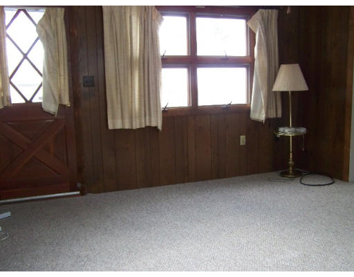 32 Woodcliff Road Holbrook, MA 02343 - Photo 9 of 19 Gallery Image 9