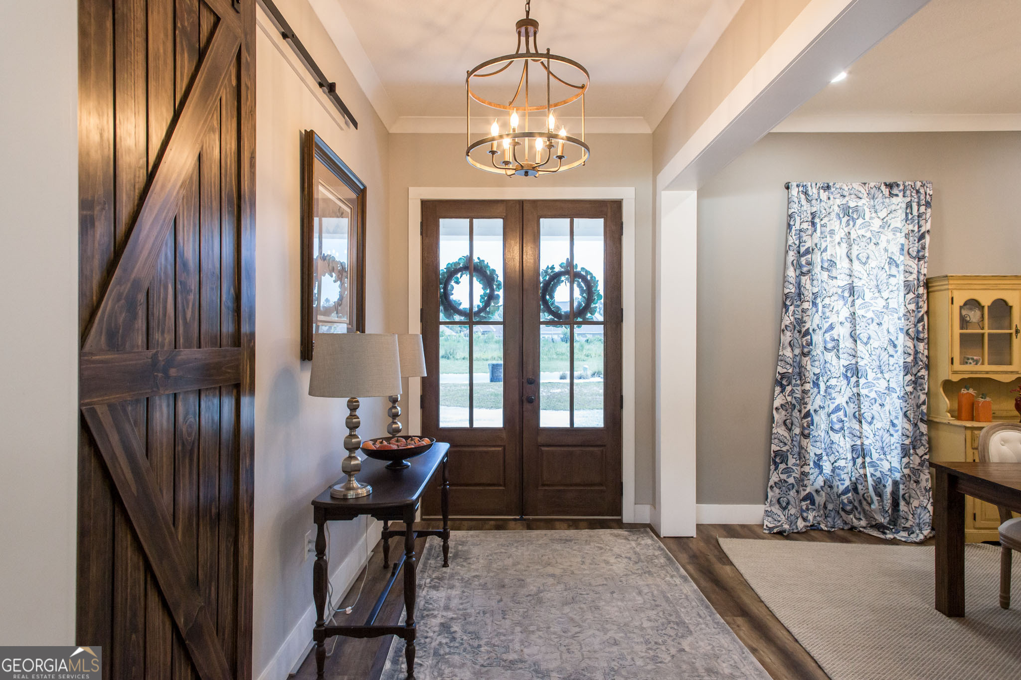 664 Saddle Circle Waycross, GA 31503 - Photo 7 of 39 a view of a interior of the house