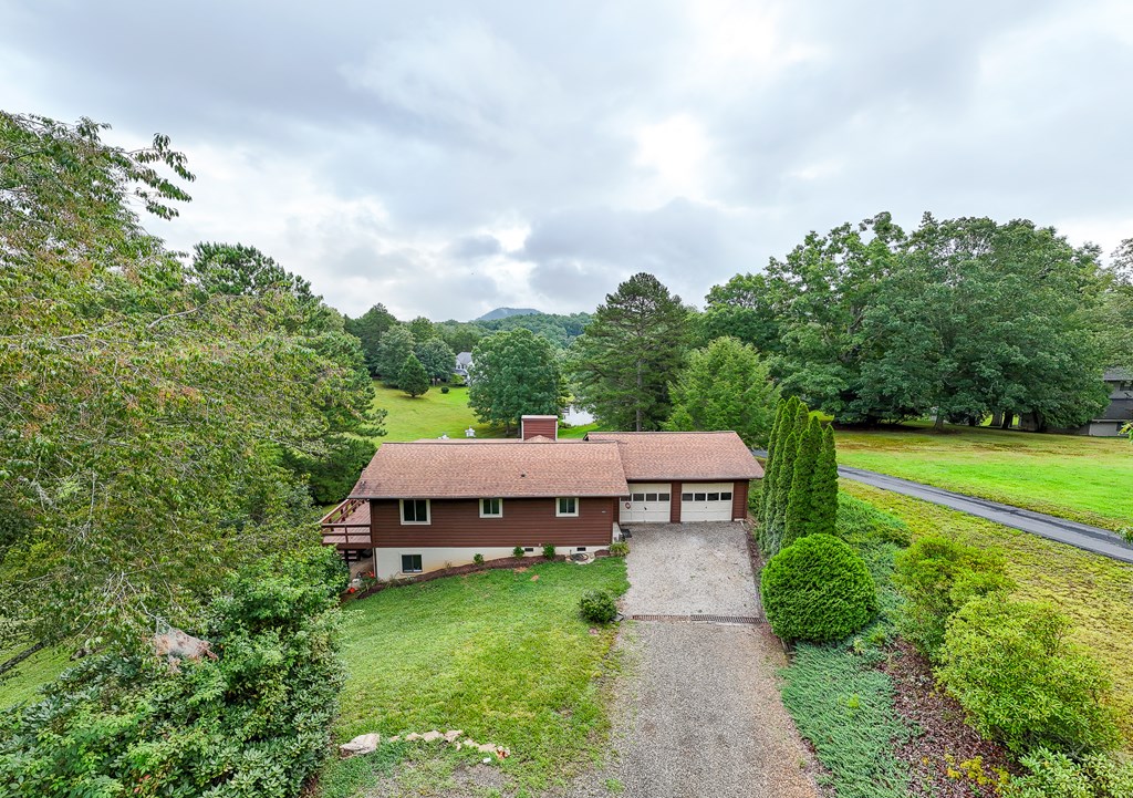683 Old Evans Road Murphy, NC 28906 - Photo 4 of 58 Gallery Image 4