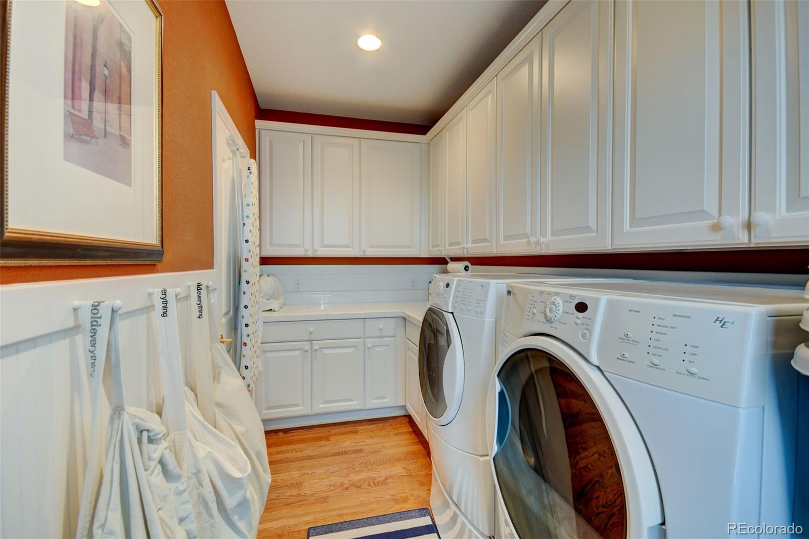 9069 Hunters Way Highlands Ranch, CO 80129 - Photo 26 of 40 Gallery Image 26