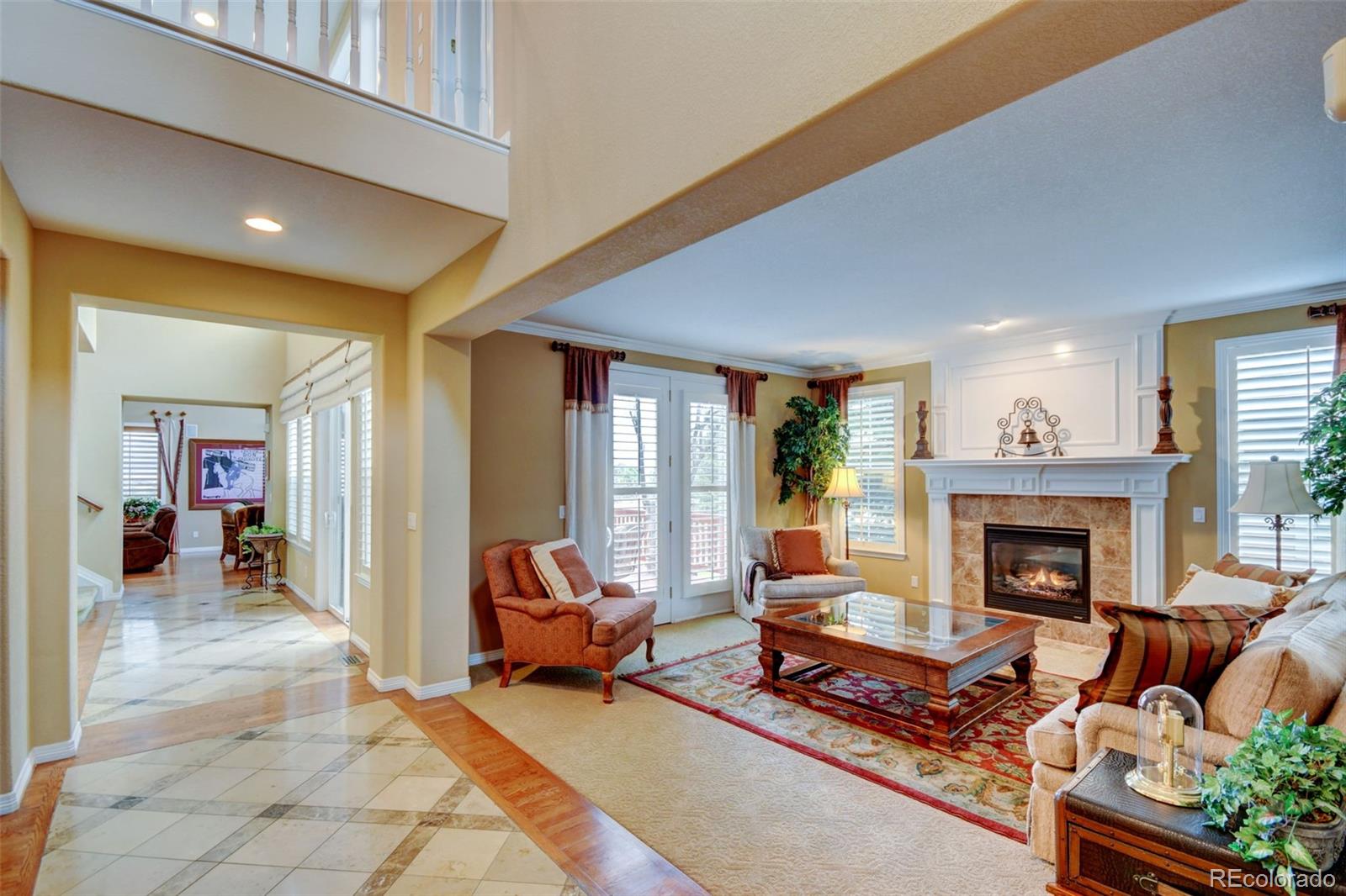 9069 Hunters Way Highlands Ranch, CO 80129 - Photo 5 of 40 Gallery Image 5