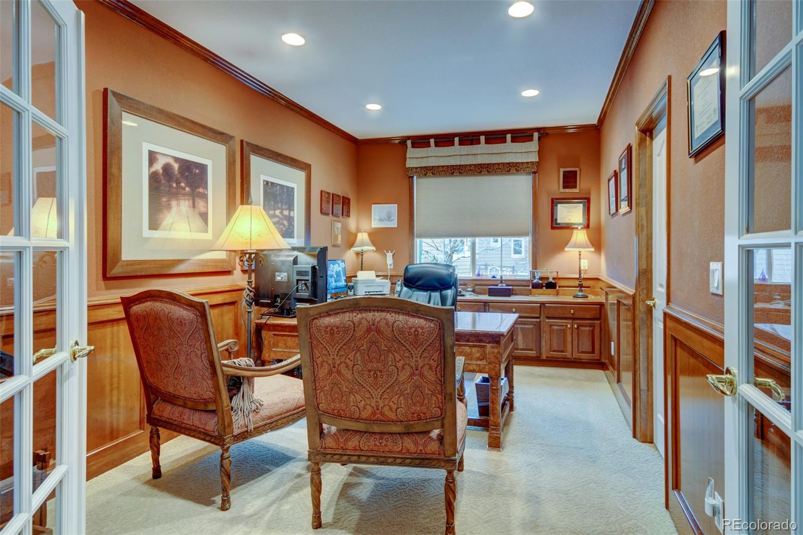 9069 Hunters Way Highlands Ranch, CO 80129 - Photo 6 of 40 Gallery Image 6
