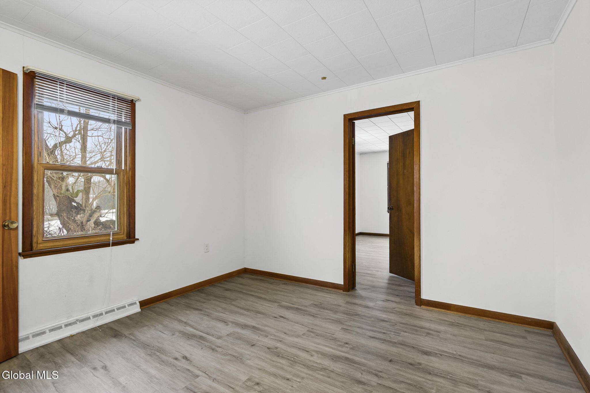 166 Potter Road Glenville, NY 12010 - Photo 12 of 30 10-web-or-mls-166-potter-rd