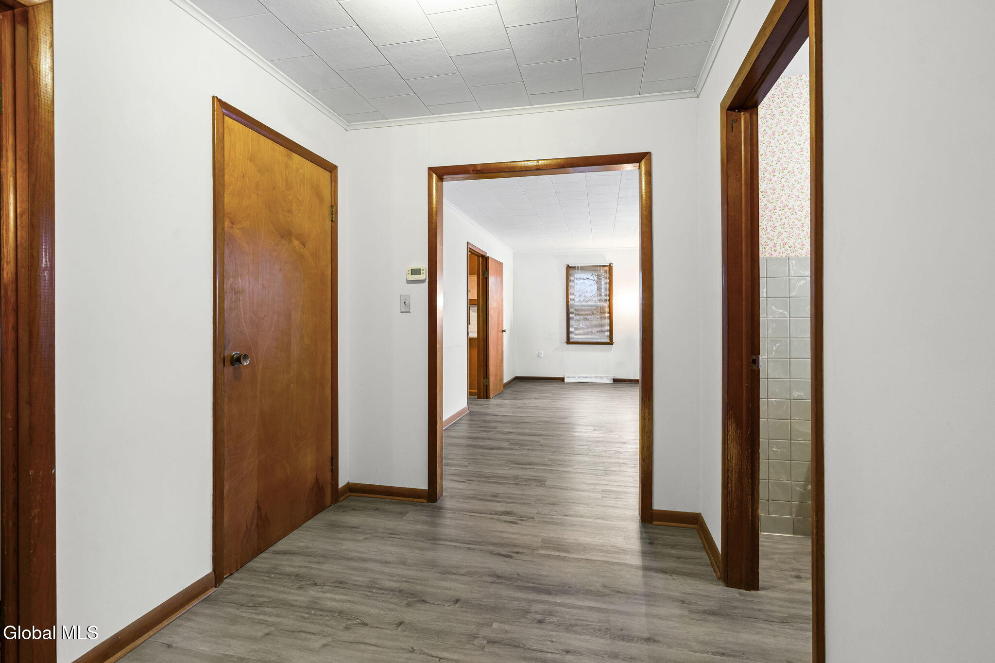 166 Potter Road Glenville, NY 12010 - Photo 10 of 30 8-web-or-mls-166-potter-rd