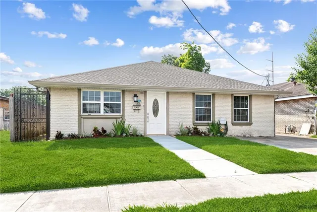 $249,000 | 3213 Buffon Street, Chalmette, LA 70043