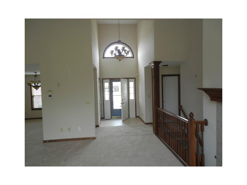 7925 Kings Ridge Circle Fairborn, OH 45324 - Photo 3 of 10