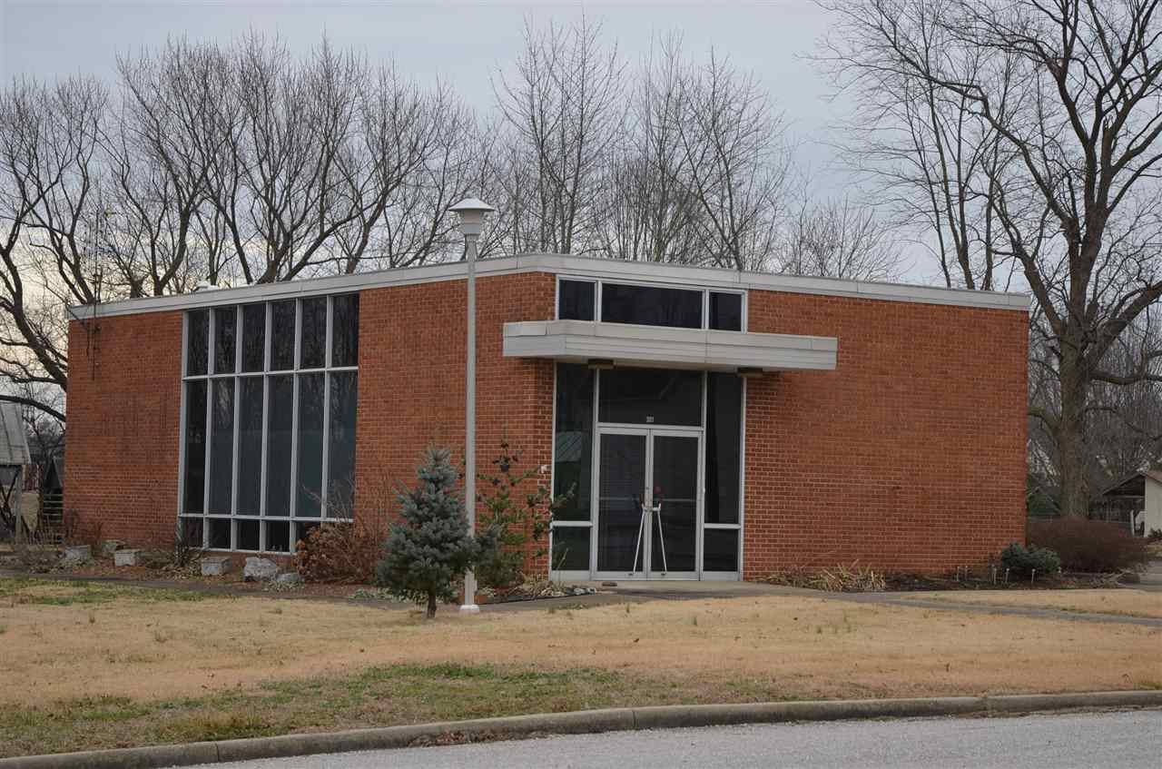 381 West Haysville Road Jasper, IN 47546 - Photo 1 of 13 Gallery Image 1