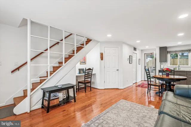 $500,000 | 4204 Ardmore Place, Fairfax, VA 22030