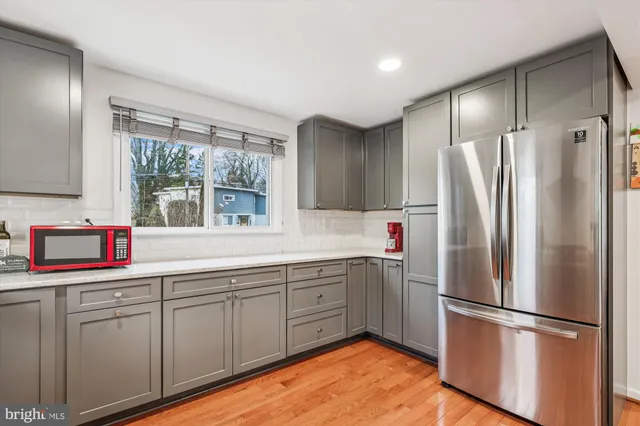 $500,000 | 4204 Ardmore Place, Fairfax, VA 22030