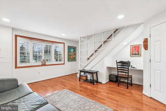 $500,000 | 4204 Ardmore Place, Fairfax, VA 22030