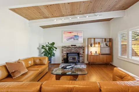 $1,250,000 | 355 San Carlos Avenue, El Granada, CA 94019