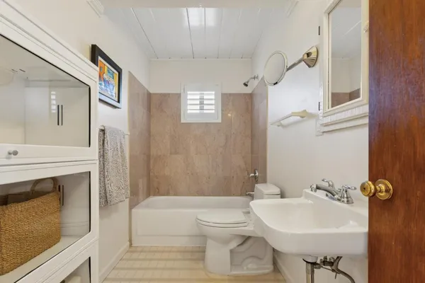 $1,250,000 | 355 San Carlos Avenue, El Granada, CA 94019