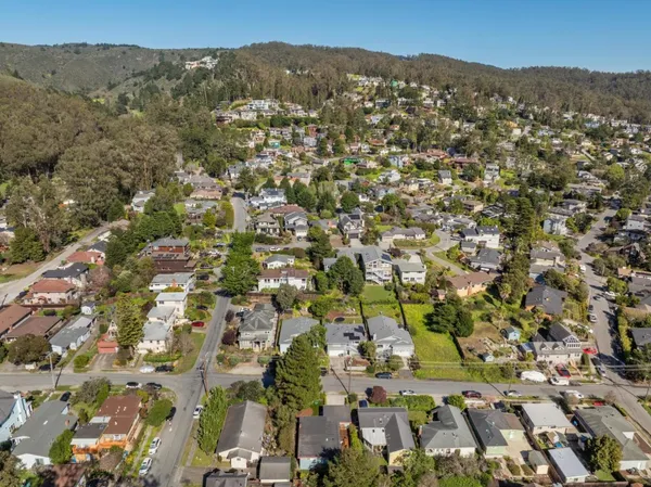 $1,250,000 | 355 San Carlos Avenue, El Granada, CA 94019