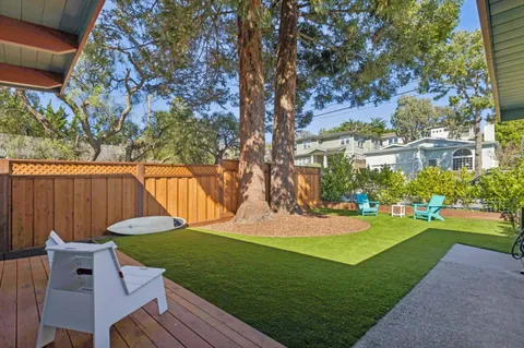 $1,250,000 | 355 San Carlos Avenue, El Granada, CA 94019