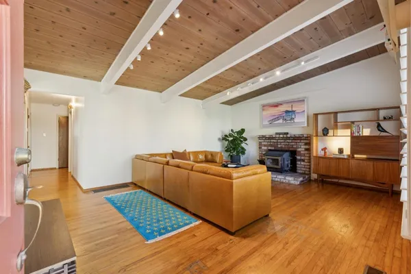 $1,250,000 | 355 San Carlos Avenue, El Granada, CA 94019