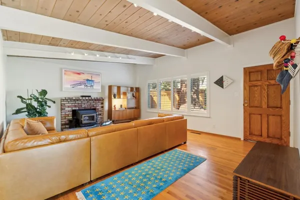 $1,250,000 | 355 San Carlos Avenue, El Granada, CA 94019