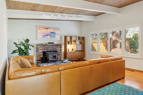 $1,250,000 | 355 San Carlos Avenue, El Granada, CA 94019