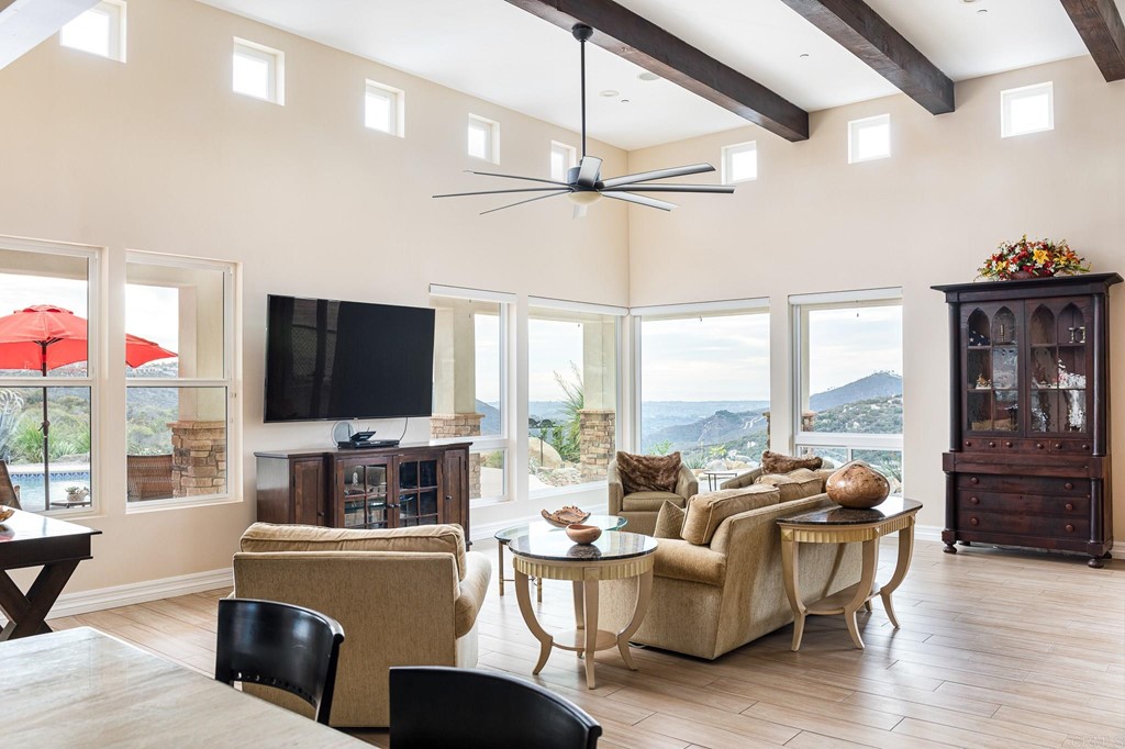 8948 Mt Israel Road Escondido, CA 92029 - Photo 4 of 31