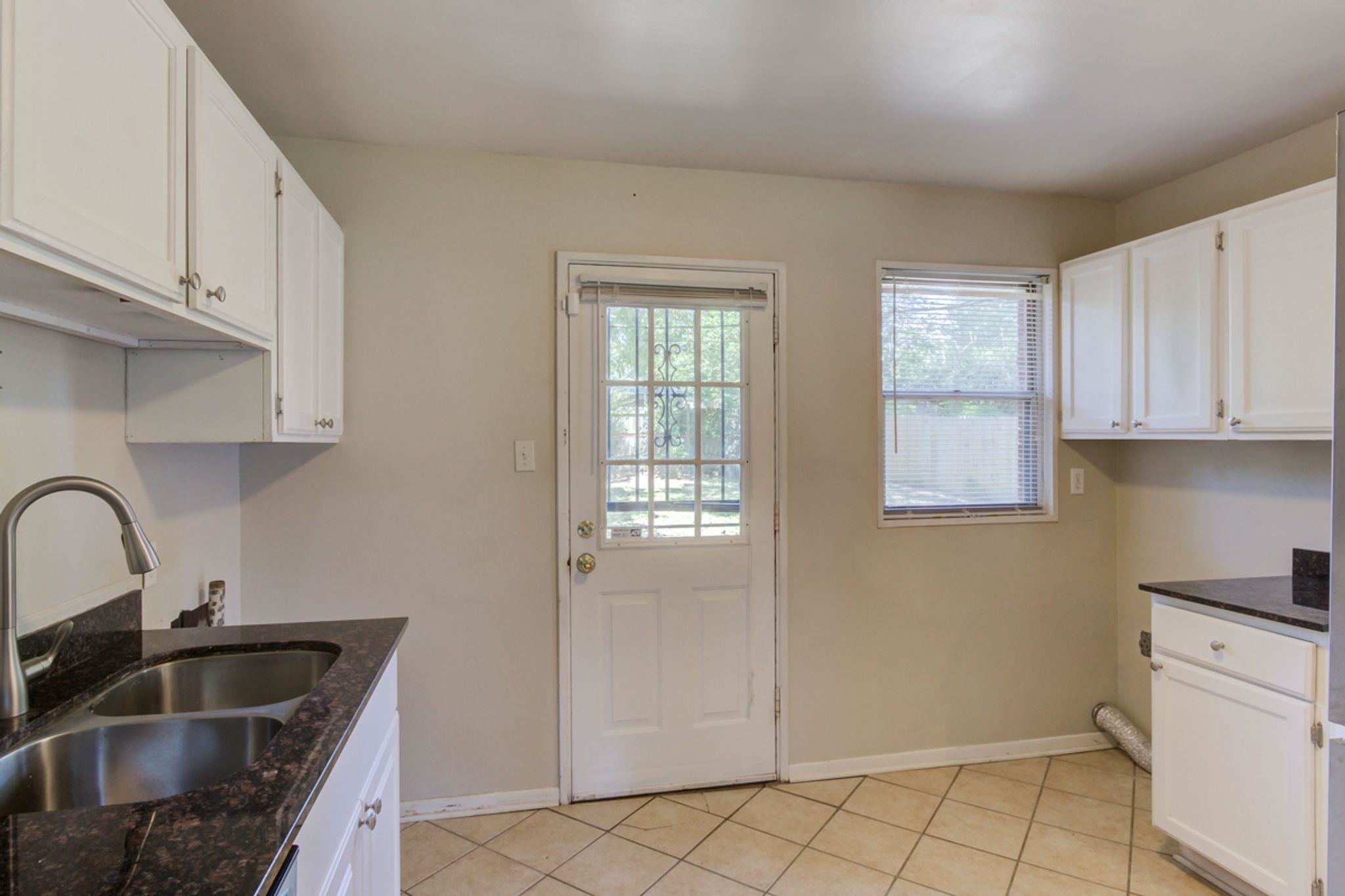 4966 Verne Road Memphis, TN 38117 - Photo 8 of 15