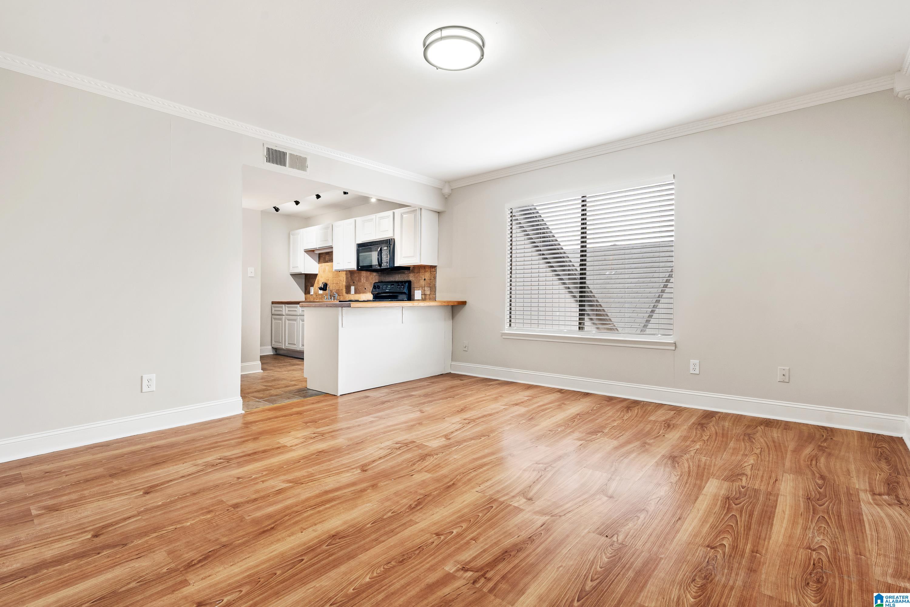 3350 Altamont Road South, Unit C11 Birmingham, AL 35205 - Photo 3 of 21