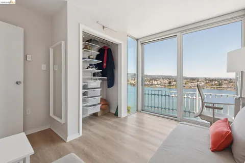 $650,000 | 1555 Lakeside Drive, Unit 190, Oakland, CA 94612