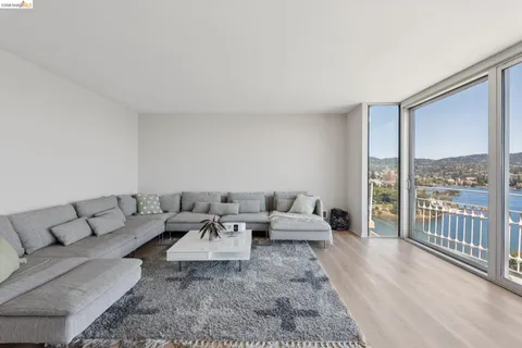 $650,000 | 1555 Lakeside Drive, Unit 190, Oakland, CA 94612