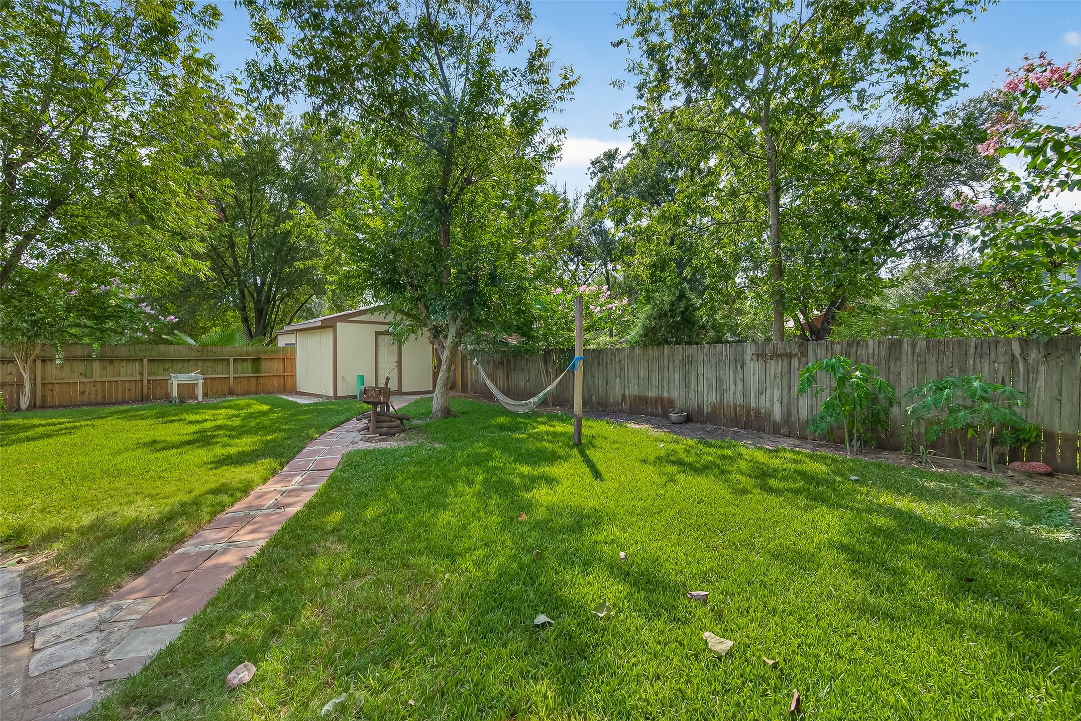 5323 Windsong Trail Houston, TX 77084 - Photo 27 of 30 Plenty of space to have a pool and still maintain greenspace!