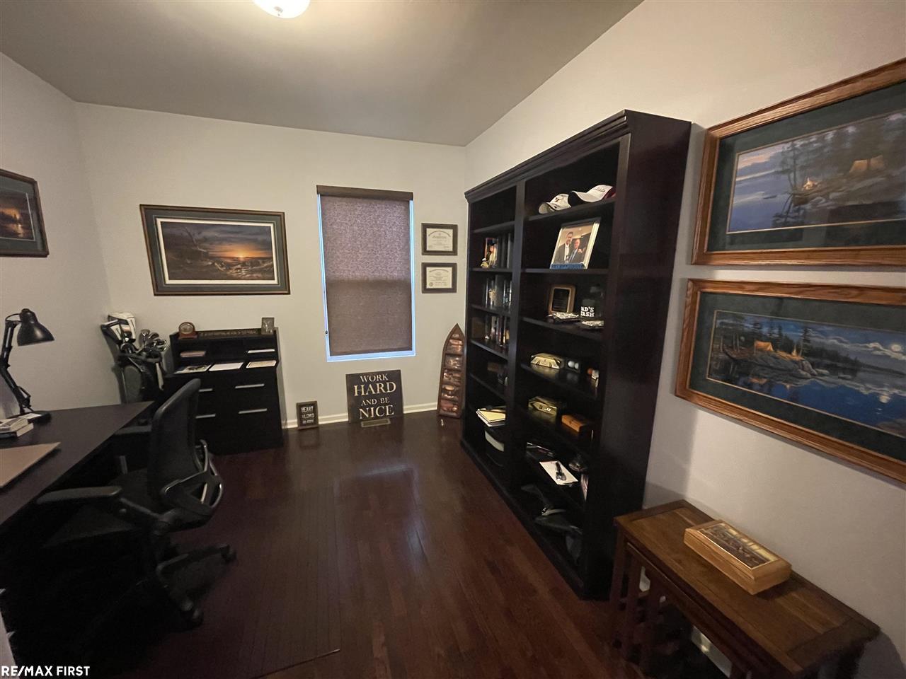 48295 Silver Lake Road Macomb, MI 48042 - Photo 6 of 41