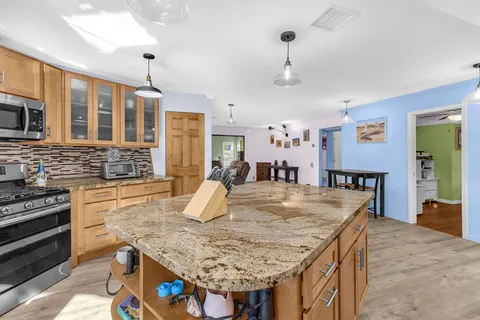 $425,000 | 74554 Stage Line Drive, Thousand Palms, CA 92276