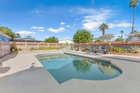 $425,000 | 74554 Stage Line Drive, Thousand Palms, CA 92276